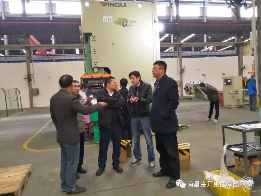 金开星空（中国）董事长胡顺明前往星空（中国）自主投资项目现场指导工作