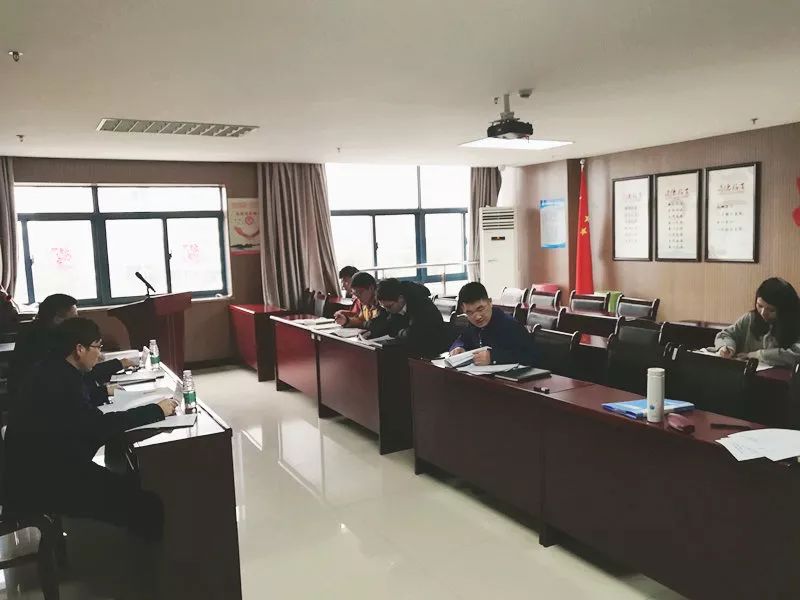 鼓励多多,期许满满,技术部这个座谈会不一样……