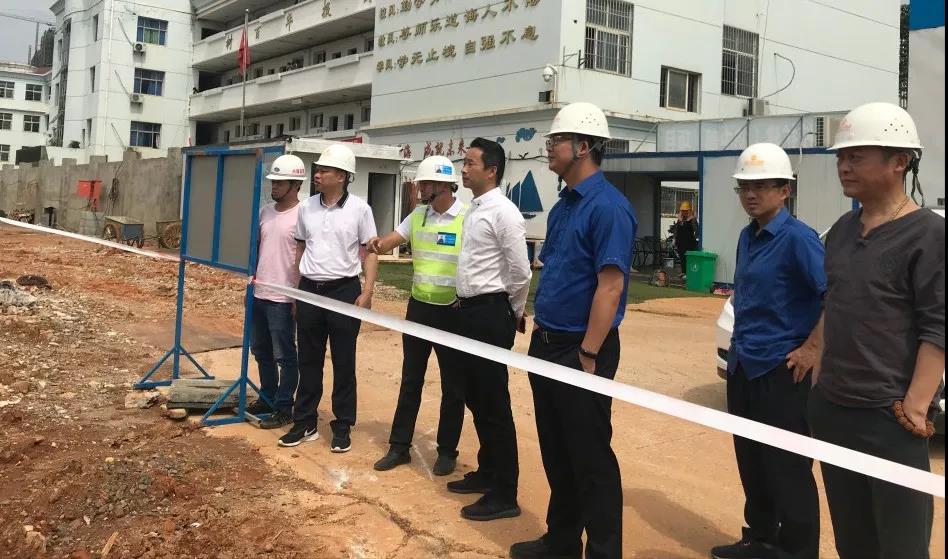 星空(中国)副总经理熊爱华现场调研正合公司在建项目