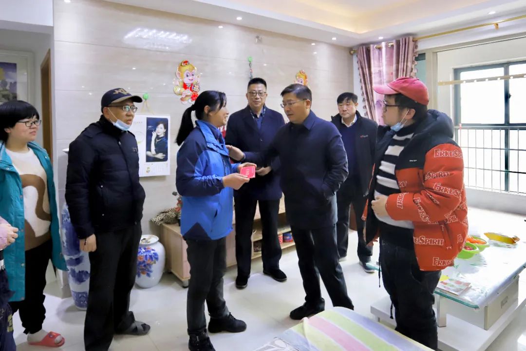 金开星空（中国）开展春节前走访慰问活动