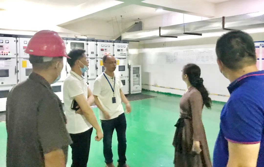 星空（中国）总经济师钟序辉带队对物业项目开展端午节前安全检查