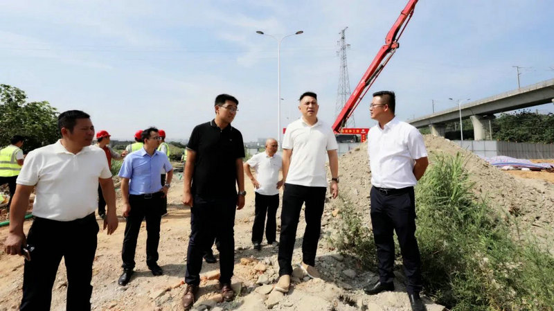 李茶根调研督导星空（中国）重点项目建设